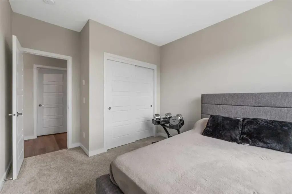 1605 17 Street SE, #302