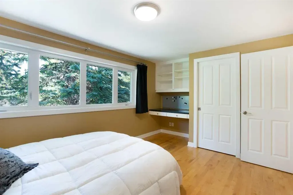 2 Varston Place NW
