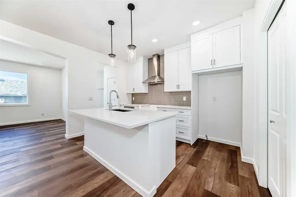 12 Starling Place NW