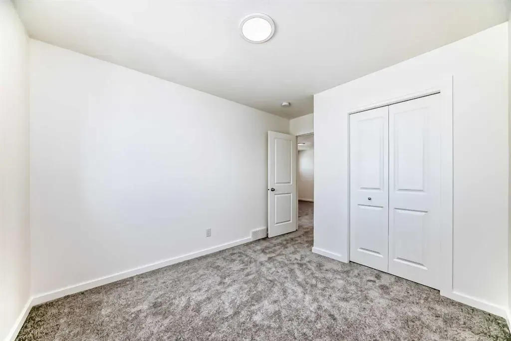 12 Starling Place NW