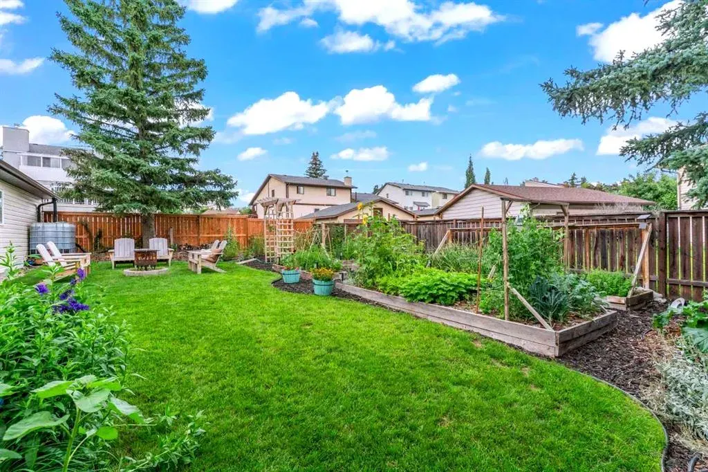 1107 Ranchview Road NW