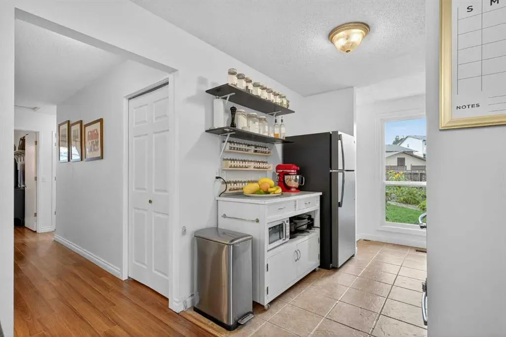 1107 Ranchview Road NW