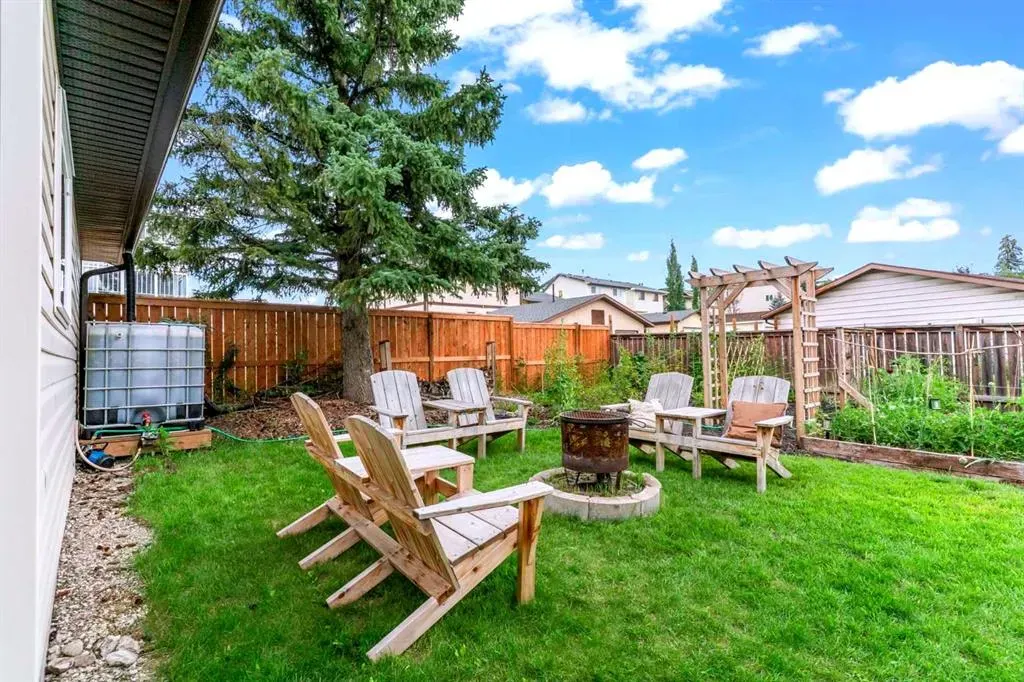 1107 Ranchview Road NW