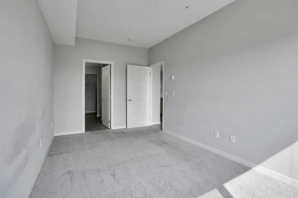 20 Seton Park SE, #203