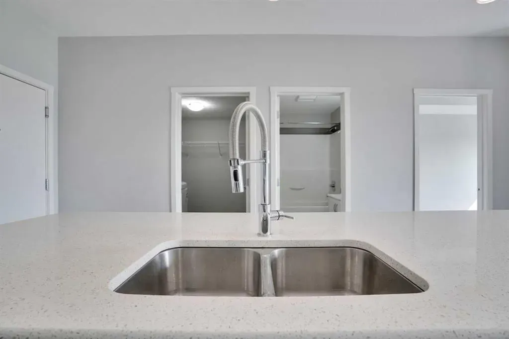 20 Seton Park SE, #203