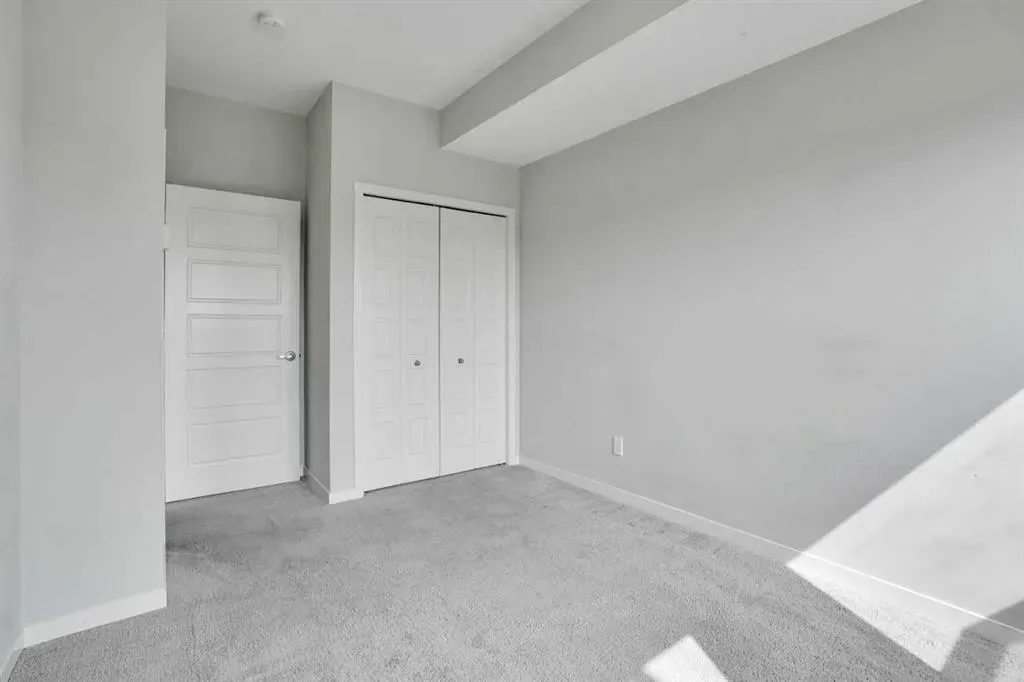 20 Seton Park SE, #203