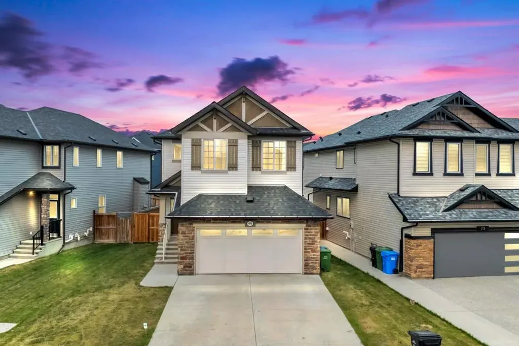 66 Skyview Shores Terrace NE