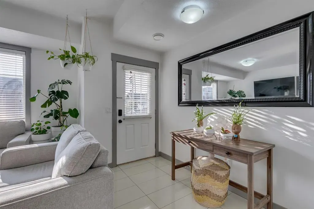 43 West Coach Manor SW, #2