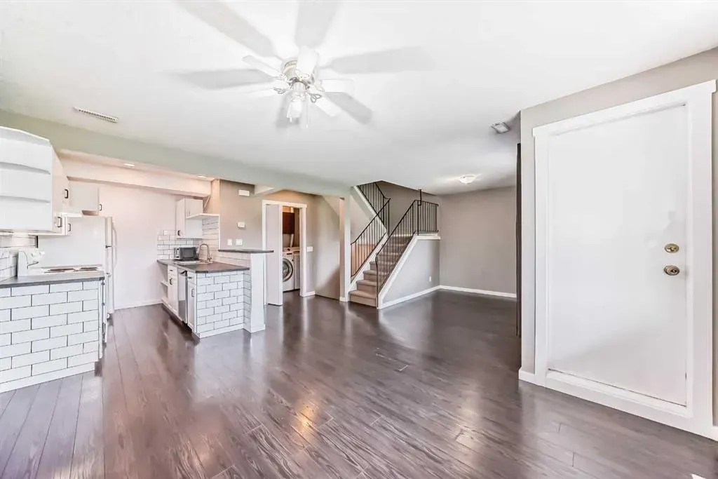 200 Brookpark Drive SW, #1221
