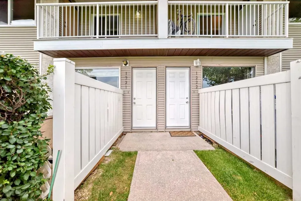 200 Brookpark Drive SW, #1221