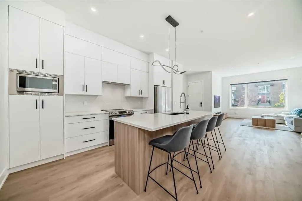 3512 15 Street SW, #3