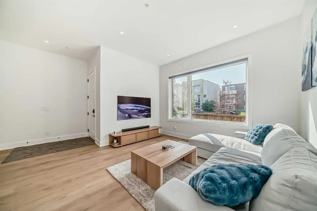 3512 15 Street SW, #3