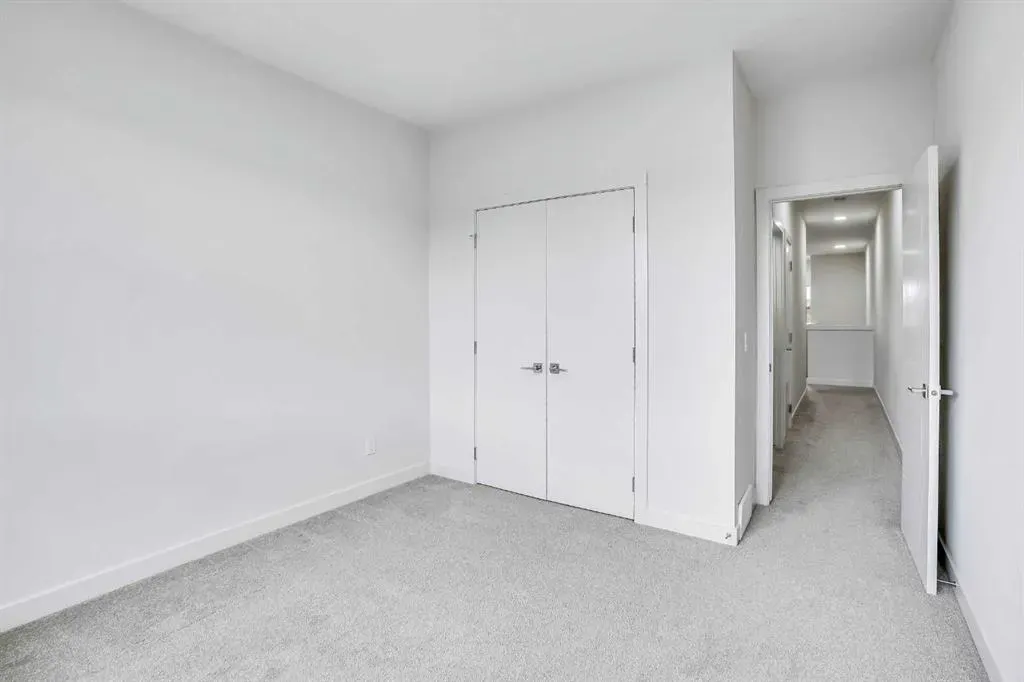 116 Saddlestone Heath NE, #106
