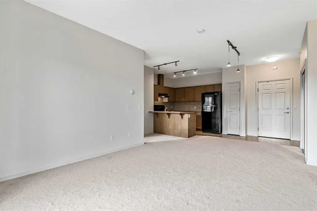 92 Crystal Shores Road, #3415