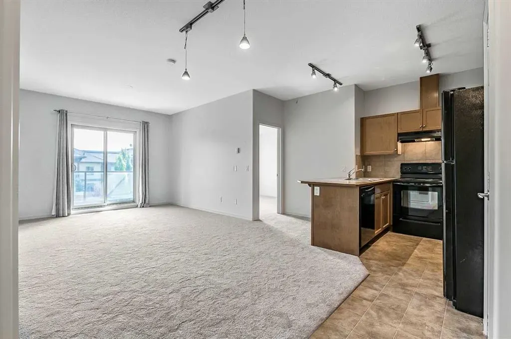 92 Crystal Shores Road, #3415