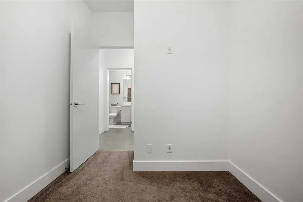 19621 40 Street SE, #411