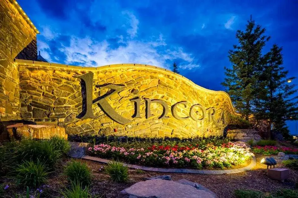126 Kincora Glen Mews NW