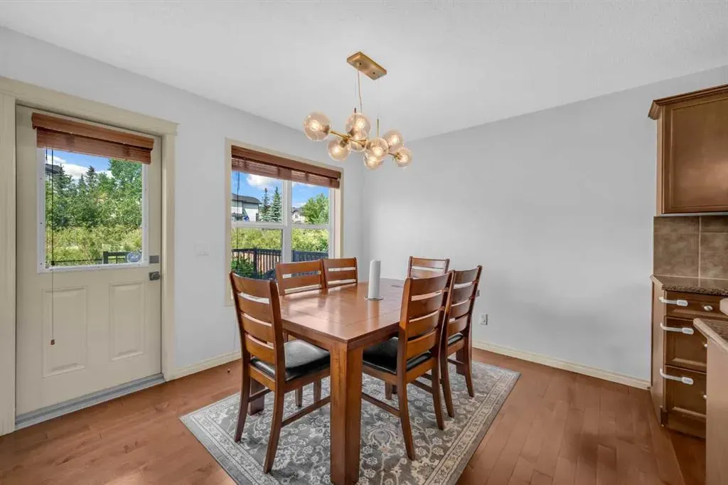 126 Kincora Glen Mews NW