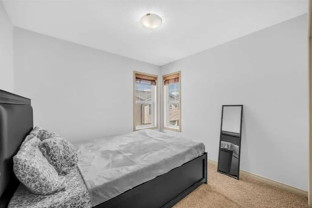 126 Kincora Glen Mews NW