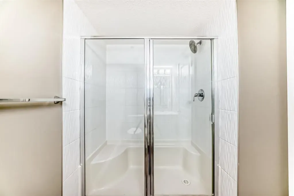 20 Kincora Glen Park NW, #606