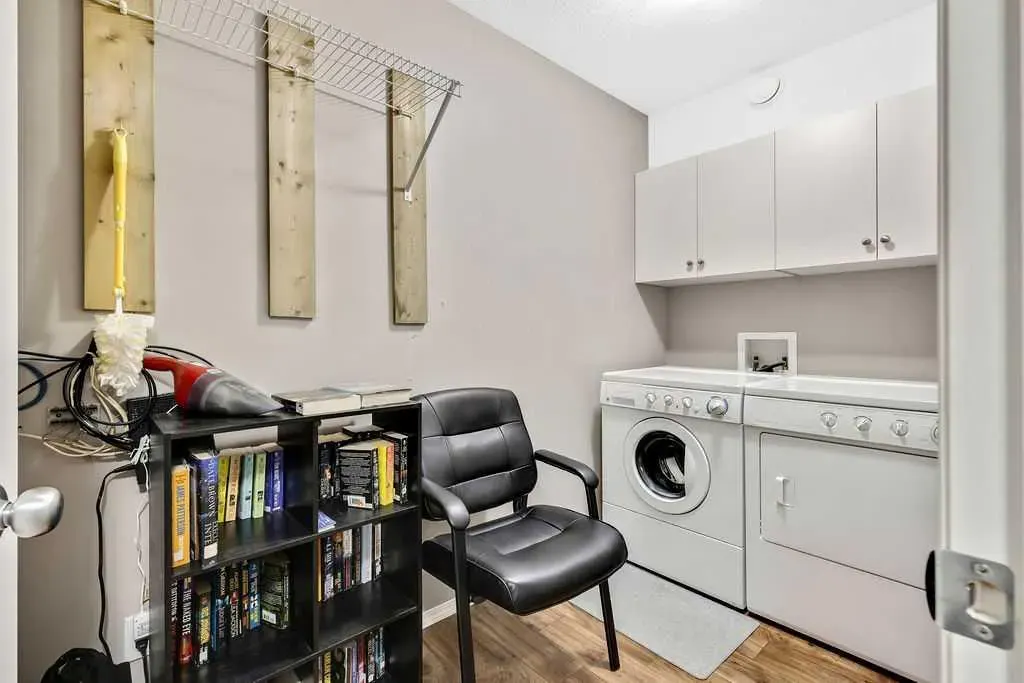 8 Bayside Place, #606