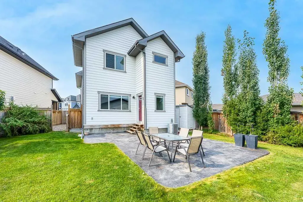 123 Mahogany Grove SE