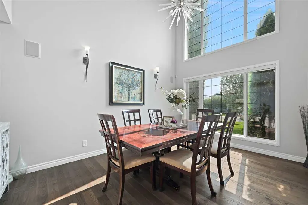 95 Panorama Hills View NW
