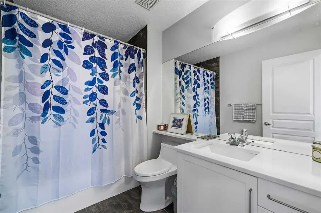 95 Panorama Hills View NW