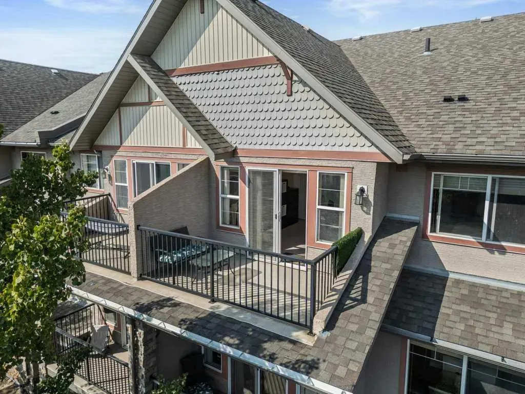211 Aspen Stone Boulevard SW, #2206