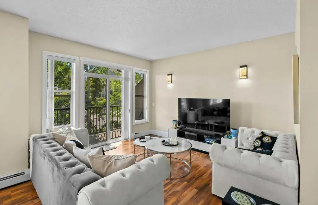 211 Aspen Stone Boulevard SW, #2206