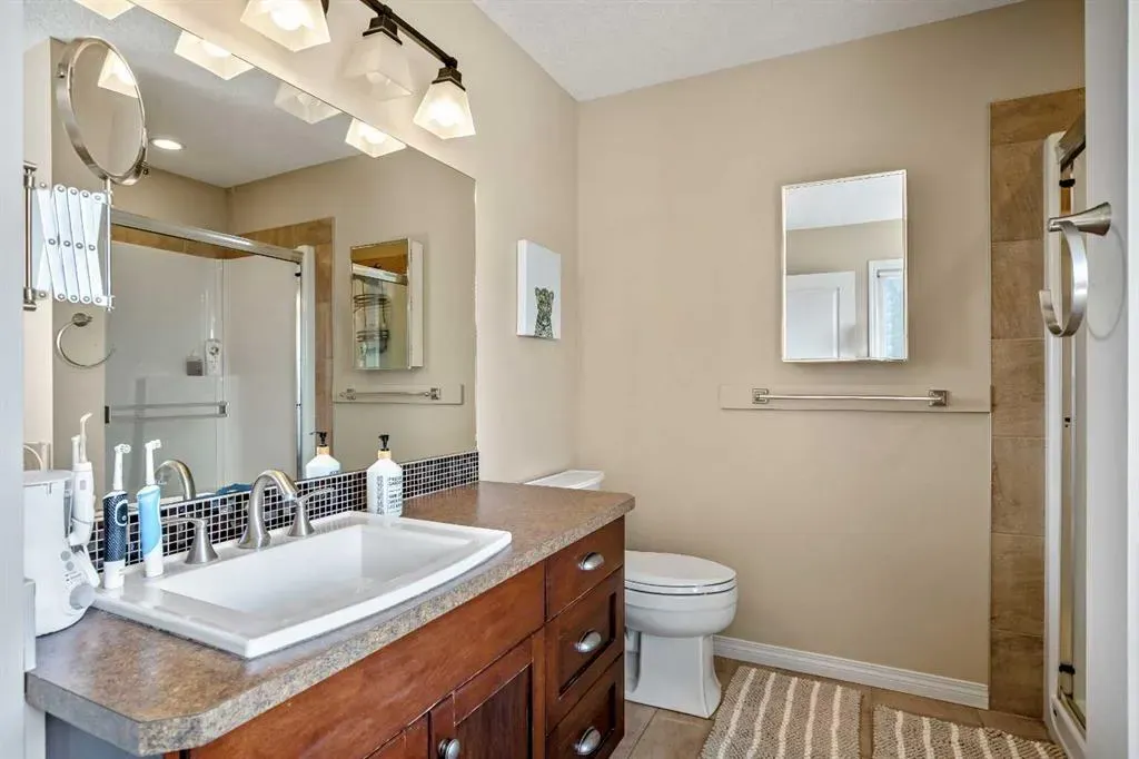 13 Walden Gardens SE