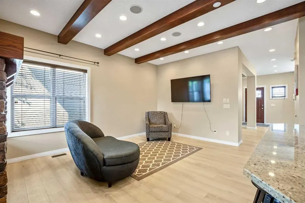 13 Walden Gardens SE