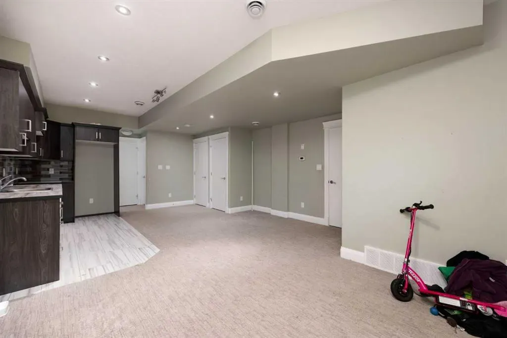 337 Collicott Drive