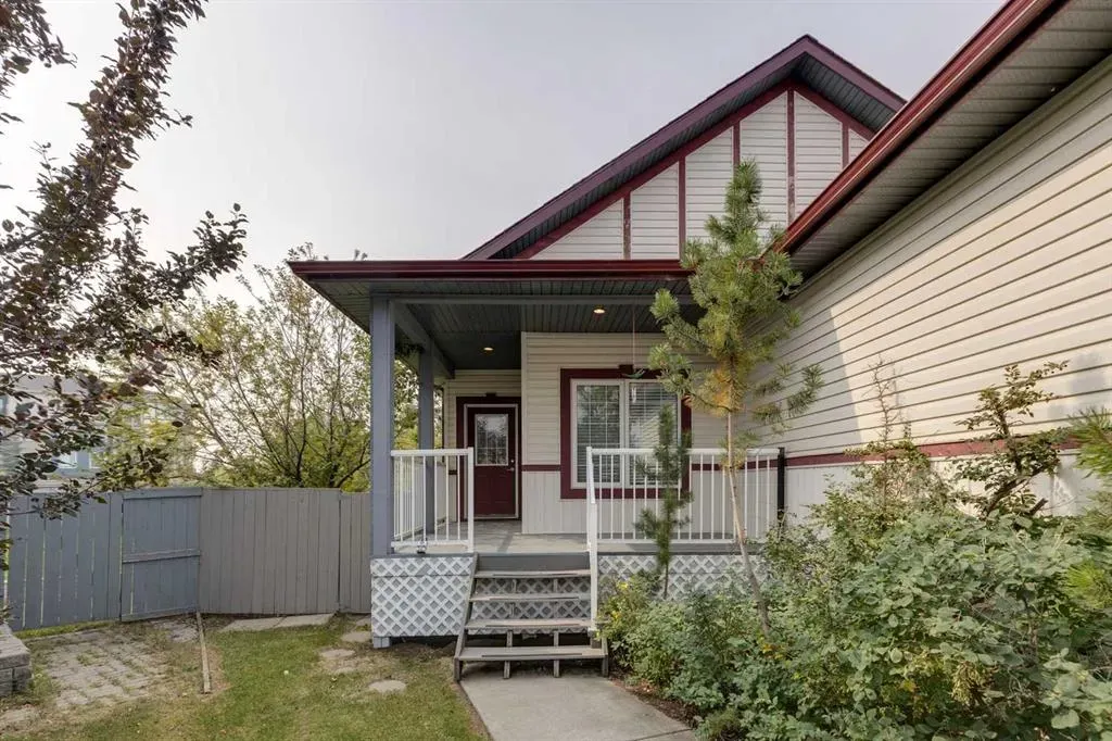 225 Bayside Place SW