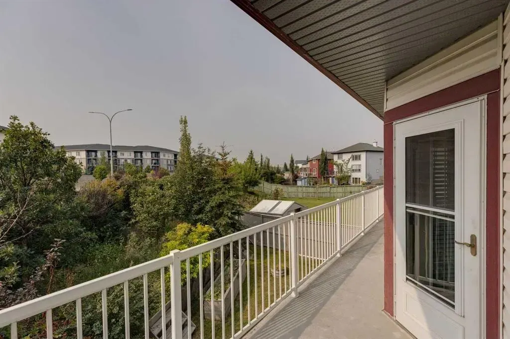 225 Bayside Place SW
