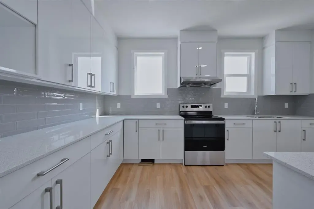 90 corner meadows Manor, #203
