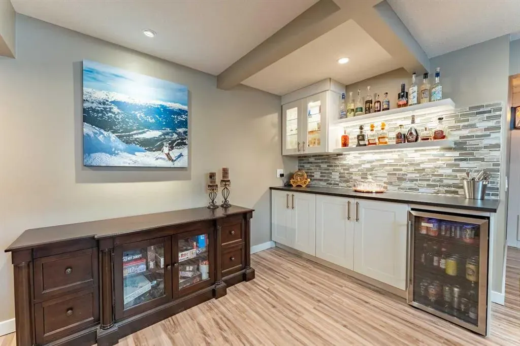 45 Mahogany Pointe SE