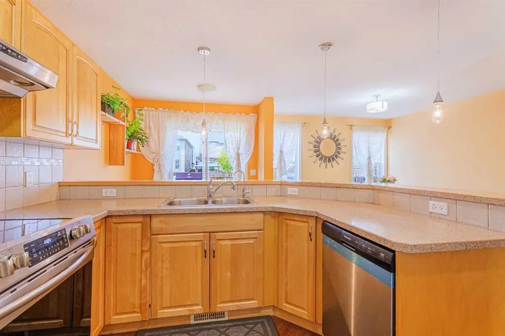 35 Bridlecrest Road SW