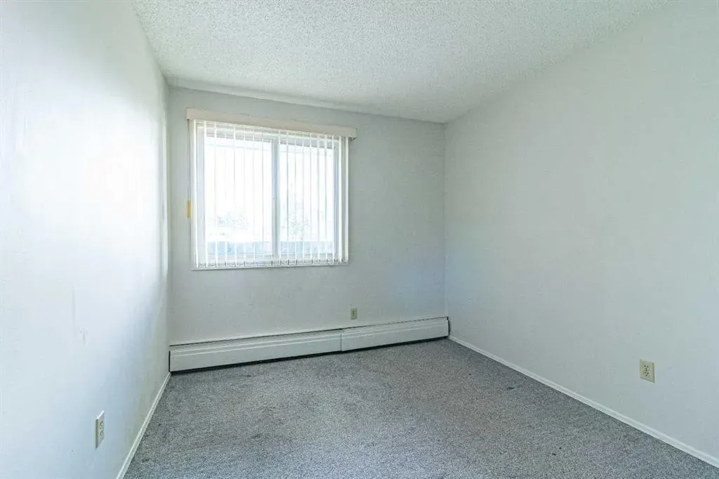 315 Southampton Drive SW, #6202