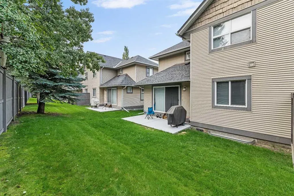 27 Cedarwood Lane SW