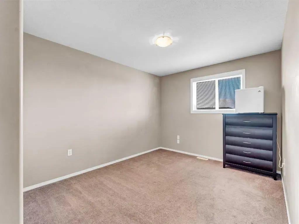 46 Saamis Meadows Lane SW