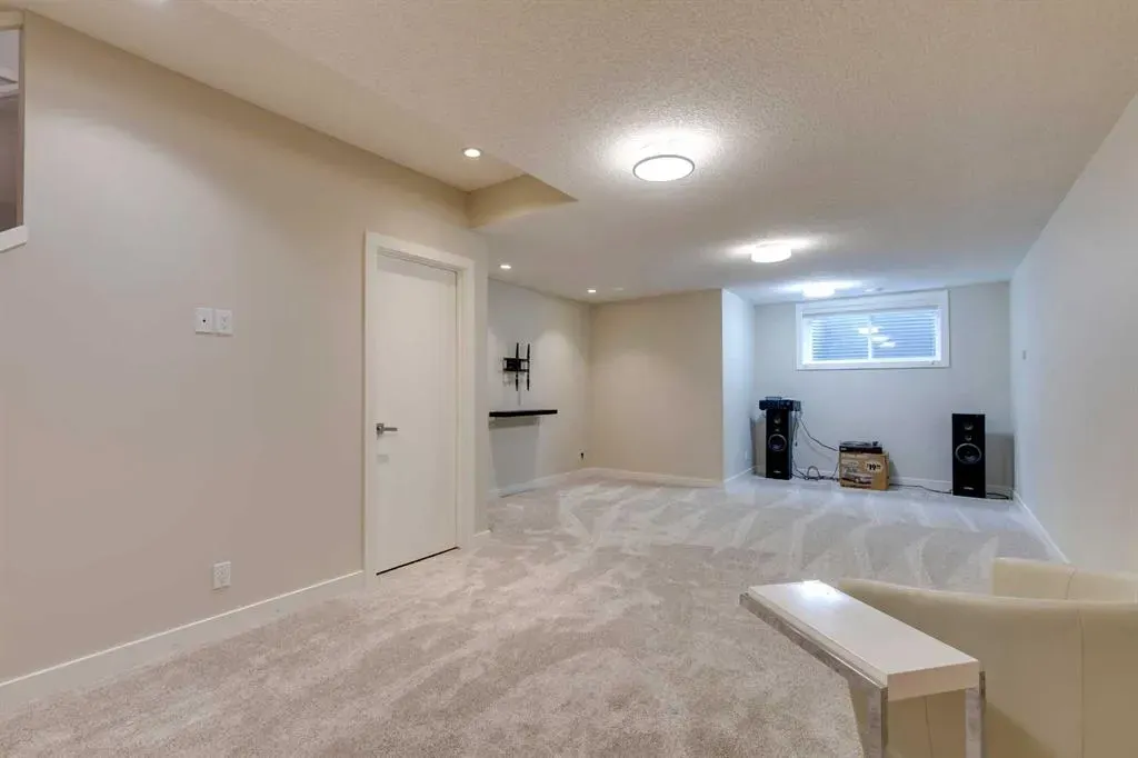 2018B 26A Street SW