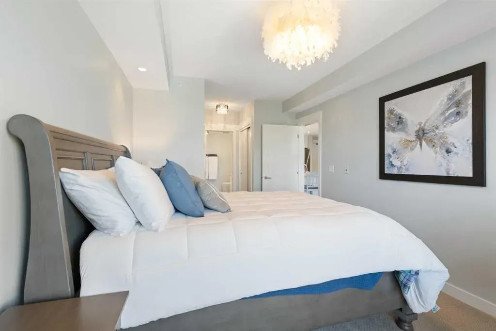 15 Aspenmont Heights SW, #227