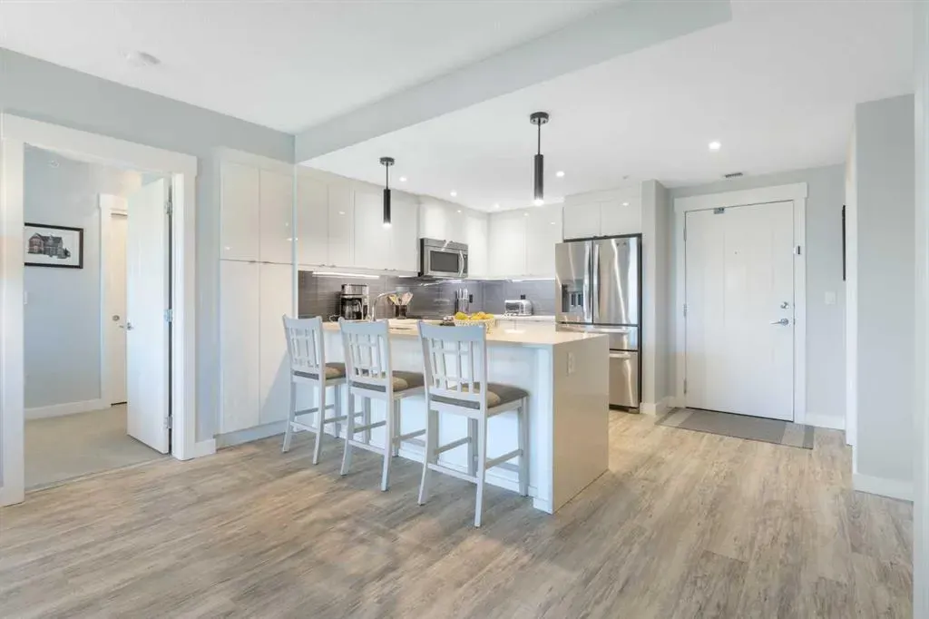 15 Aspenmont Heights SW, #227