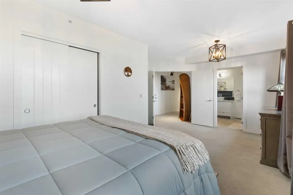 15 Aspenmont Heights SW, #227