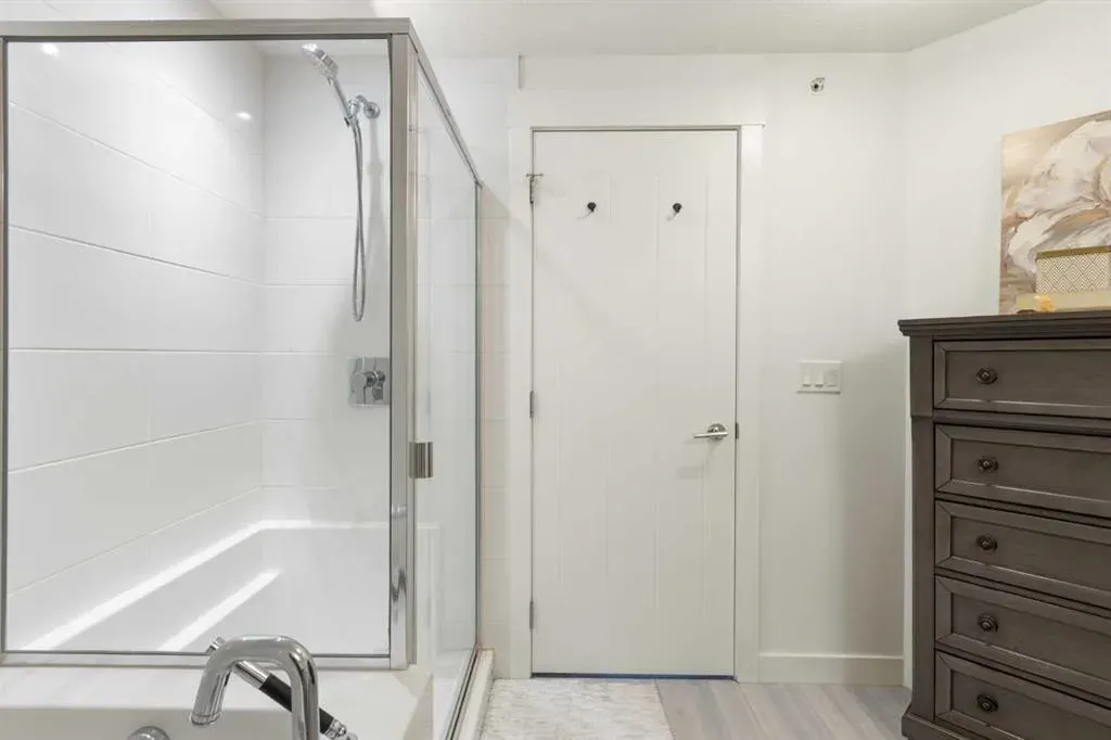 15 Aspenmont Heights SW, #227