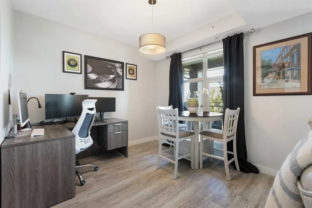 15 Aspenmont Heights SW, #227