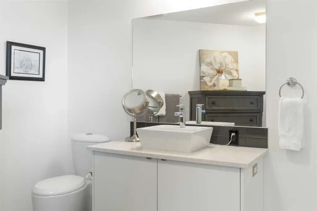 15 Aspenmont Heights SW, #227