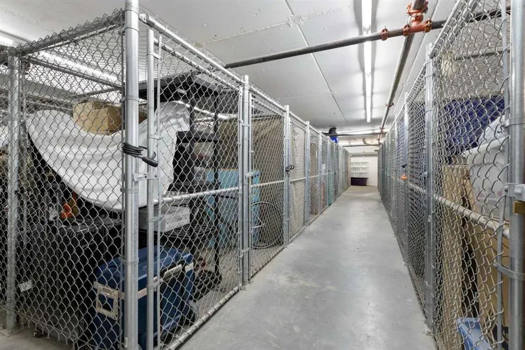 15 Aspenmont Heights SW, #227