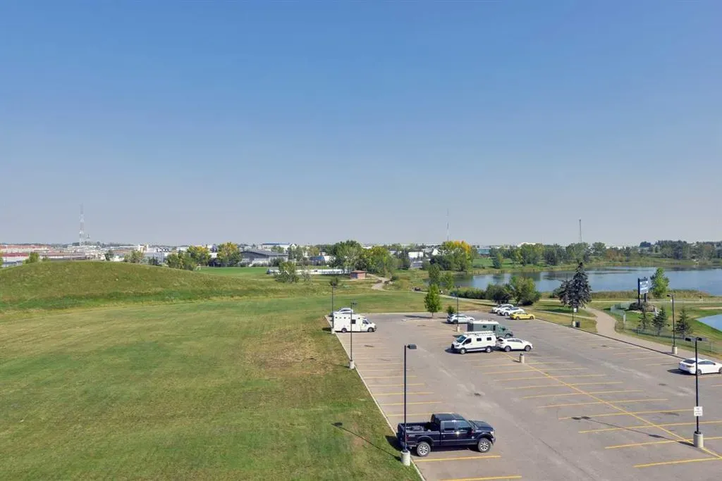 604 East Lake Boulevard NE, #2432